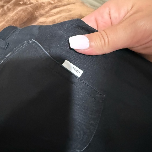 Men’s size 32 Vuori Pants in Black - Picture 12 of 14